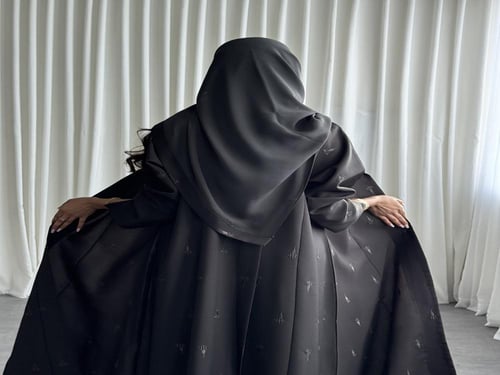 عباية رقم A100