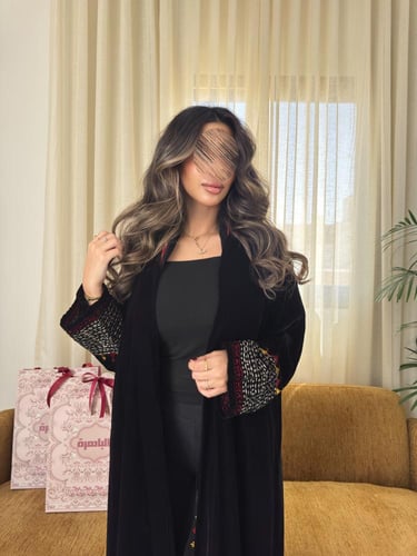 عباية مخمل ( الدفء الملكي )