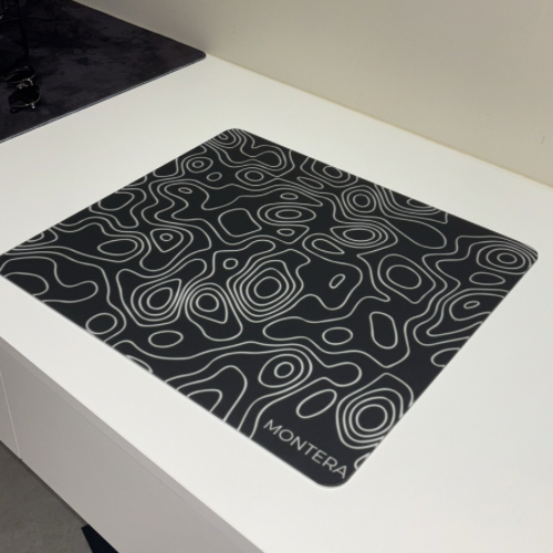 Glass mousepad - Black - ماوس باد زجاجي اسود