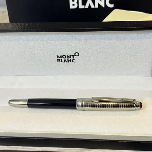 قلم مونت بلانك أسود نقشة خطوط ( غطاء )