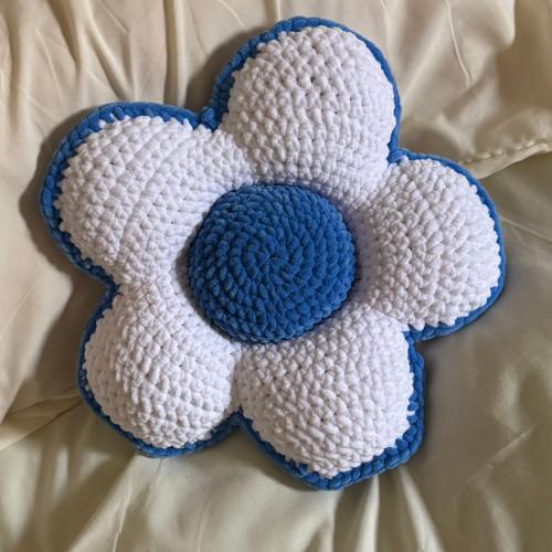 Flower pillow