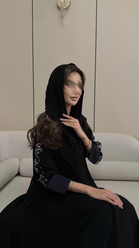 عباية بليزر نص كالوش