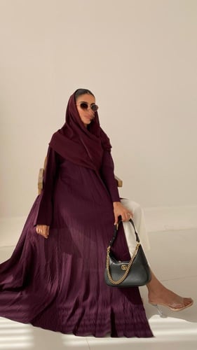 188 عباية نص كالوش كريب مع طرحة