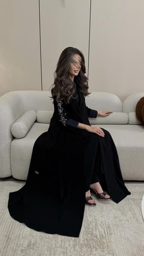 عباية بليزر نص كالوش