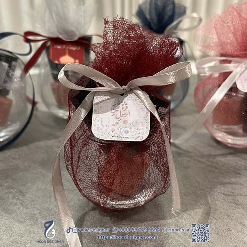 فازات زجاج ميني مع روج ومناكير Rimmel