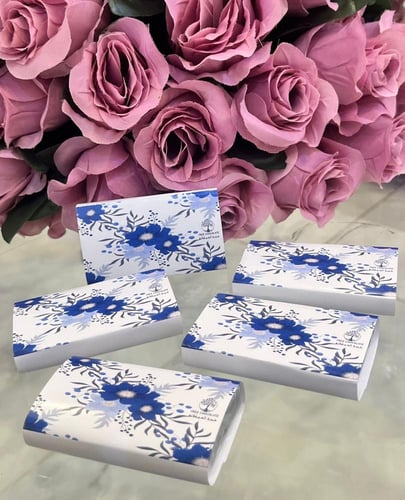 لوح شوكلاتة حجم صغير بالكنافة والبستاشيو