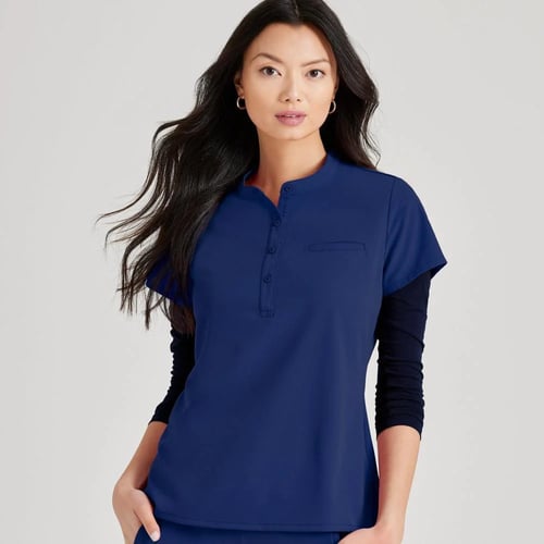 بلوزة سكراب نسائي يونيفاي باركو | Barco