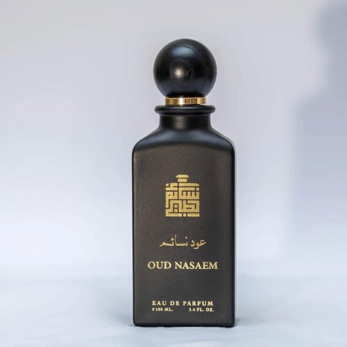 عطر عود نسائم OUD NASAEM