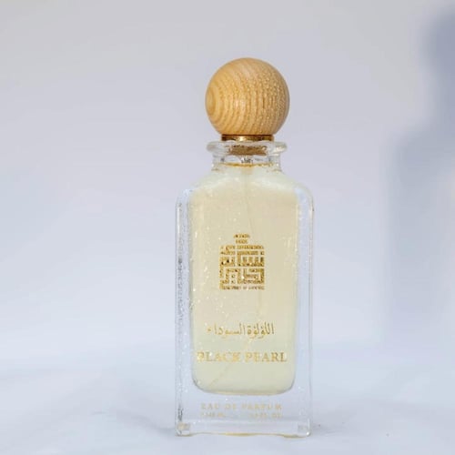 اللؤلؤة السوداء BLACK PEARL
