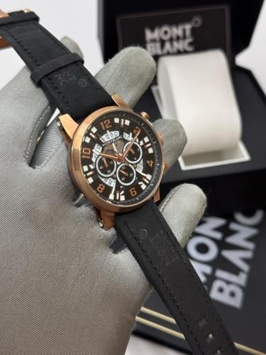 ساعة يد مونت بلانك