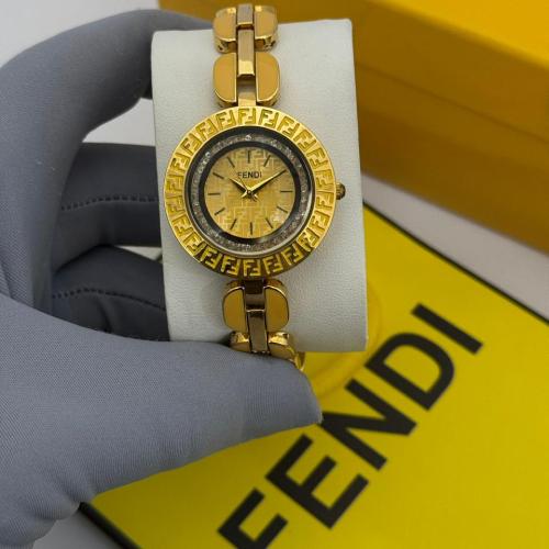 ساعة فندي نسائية