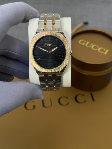 ساعة يد قوتشي