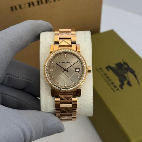 ساعة بربري نسائية