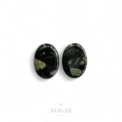 زوج من اليشب الهندي، 31.686 قيراط