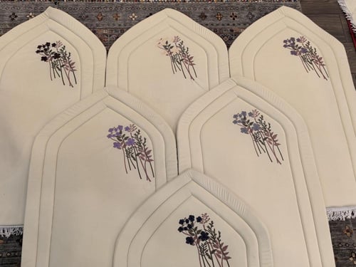 سجادة مطرزة اسفنجية