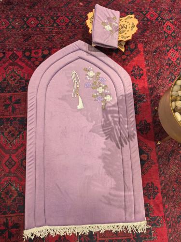 سجادة مطرزة اسفنجية