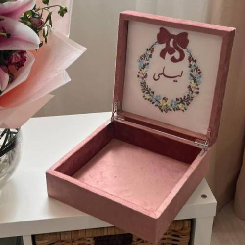 صندوق مطرز