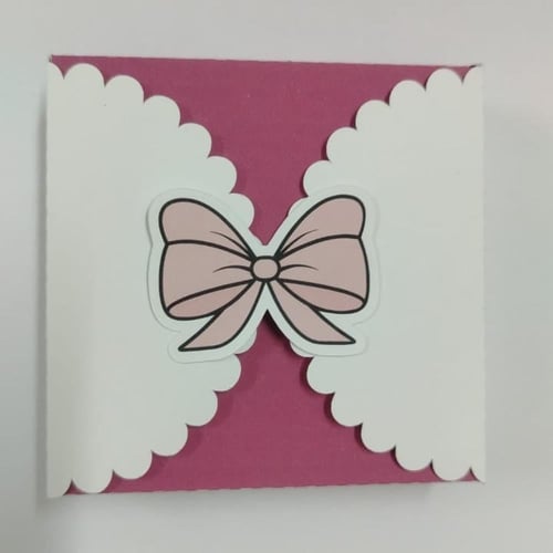 علبة هدية بدون تعبئة