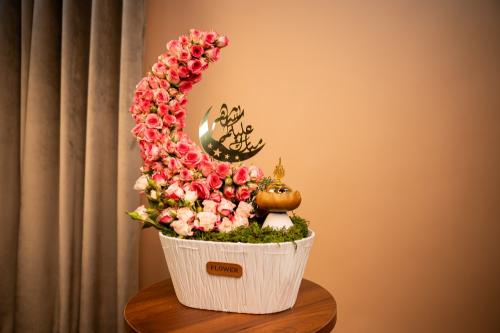 هلال ورد رمضاني فاخر