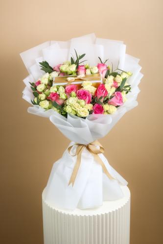 باقة الروز مع شوكولاتة البستاني