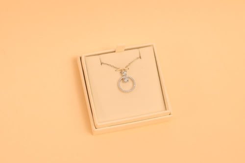 قلادة من سوارفسكي