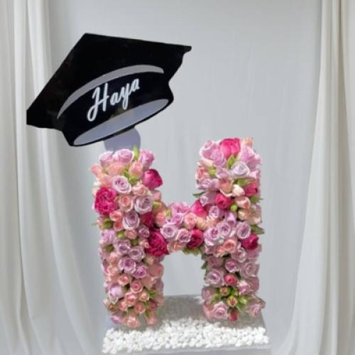 حرف أكريليك بتنسيق مميز