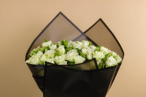 باقة ظل أبيض