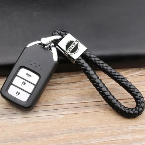 ميدالية جلد مجدول بشعار نيسان