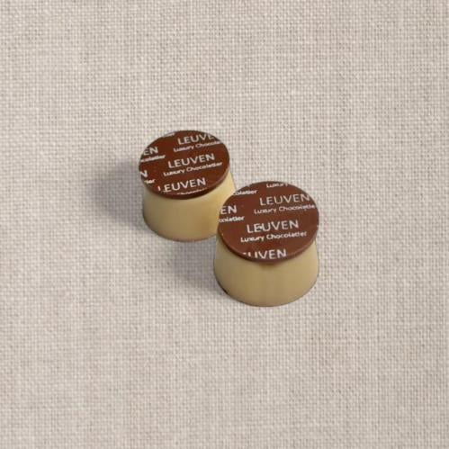 تصميم لوقو 200شيت