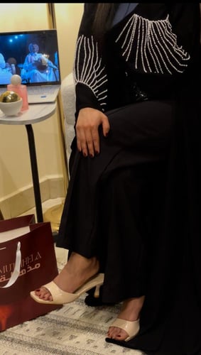 عباة الملكي نص كلوش لؤلؤ