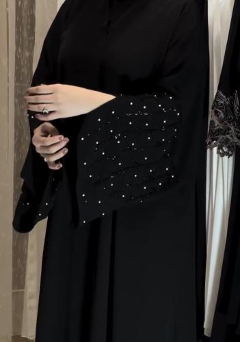 عباة ملكي نص كلوش شك اكمام