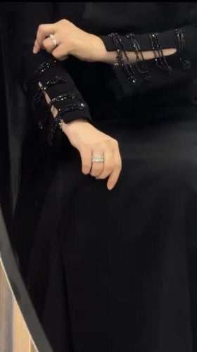 عباة(اروئ) سراميگ نص كلوش اكمام كرستال