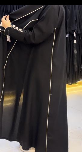 عباة دانة كلوش كريب الاناقه