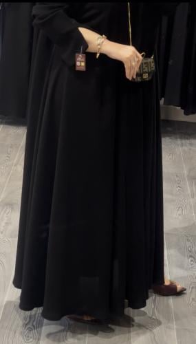 عباة دبل ملكي سواد فاحم
