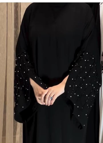 عباة ملكي نص كلوش شك اكمام