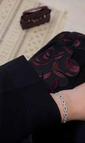 عباة غزل كلوش