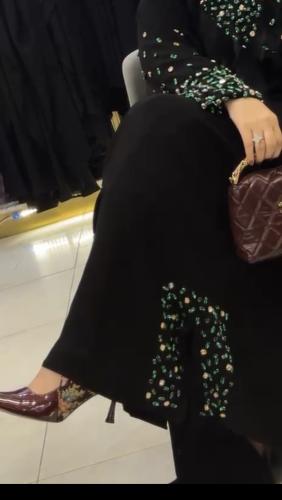 عباه شروق احجار الكرستال فصوص