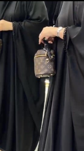 عباة غزل حرير كويتي اكمام كلفة شك