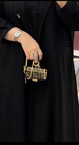 عباة البلبزر كتان نص كلوش
