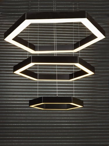 ثريا LED دائرية مفرد سوداء