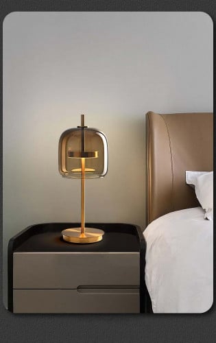 اباجورة مكتب قصيرة اضاءة صفراء