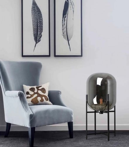 اباجورة قصيرة