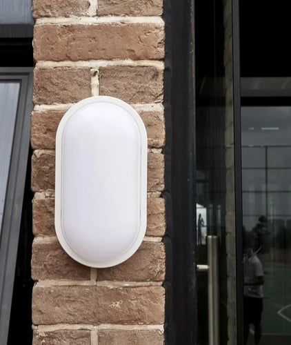 بيضاوي فريم ابيض ضد الكسر