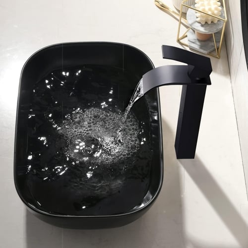 حوض بيضاوي أسود