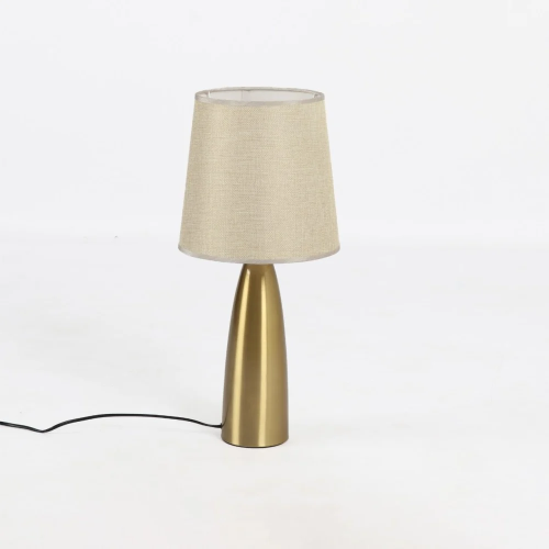 اباجورة طاولة