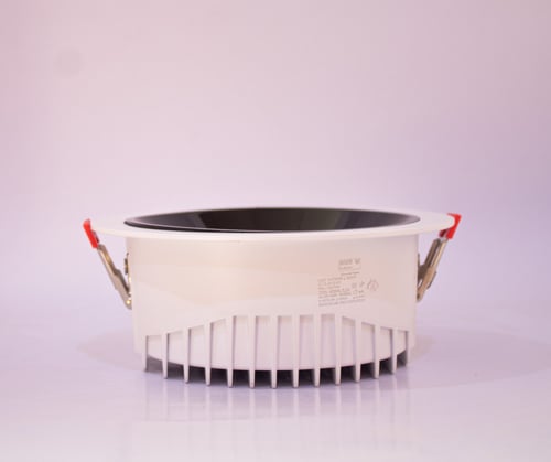 اسبوت لايت داخلي ضد التوهج 6 انش (15سم)