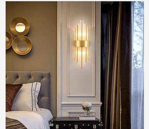 إبليك جداري مودرن ذهبي تعمل بالبطارية