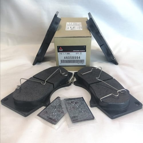 فحمات امامي باجيرو اصلي درجه اولى المواصفات بالاسف...