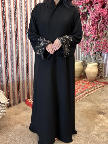 Sana abaya