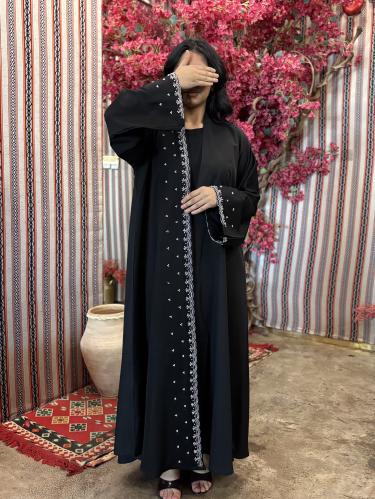 Lamia abaya